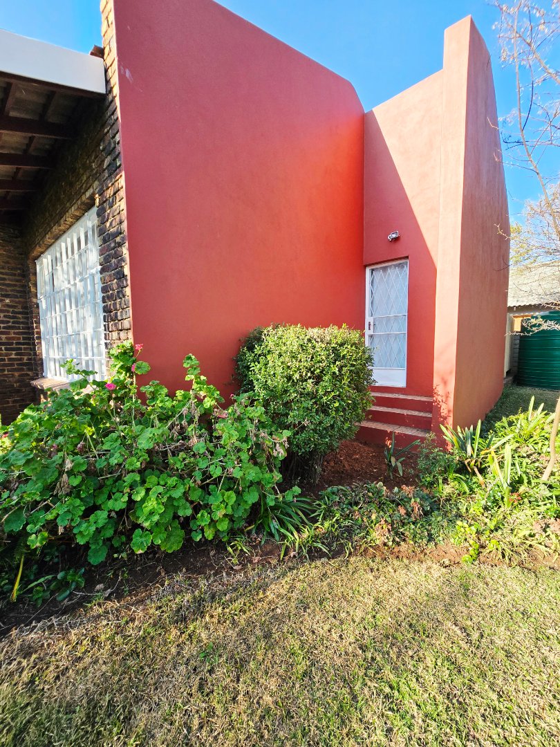 4 Bedroom Property for Sale in Wilkoppies North West